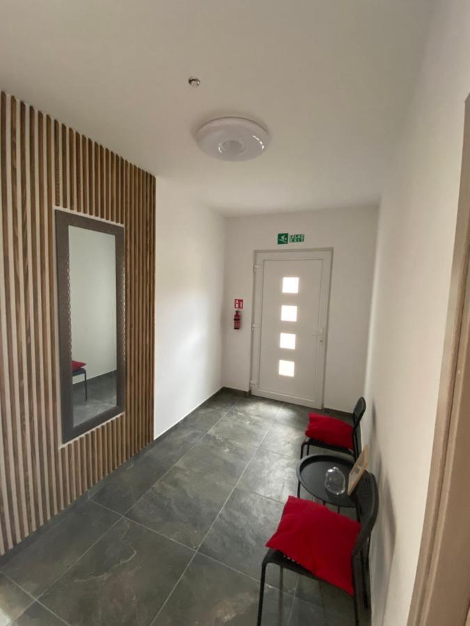 Apartments Ena Kaštela المظهر الخارجي الصورة